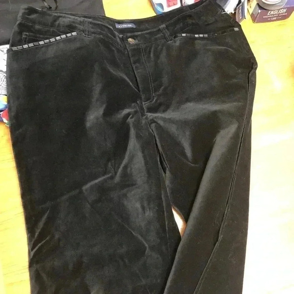 Jones New York Crushed Velvet Velour Black Pants Size 16 W - Picture 1 of 5